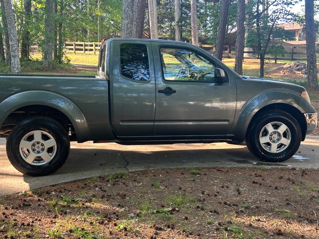2006 Nissan Frontier's photo